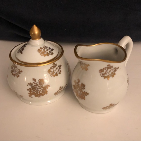 VINTAGE HAND PAINTED PORCELAINE DE FRANCE CREAM AND SUGAR SET - Picture 3 of 16